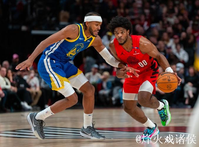 库里三节17+9+10新援22分 勇士大胜开拓者35分 库里三节17+9+10新援22分 勇士大胜开拓者35分